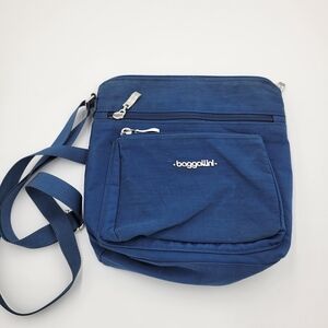 Baggallini Nautica Blue Crossbody Bag W/ RFID Wristlet & Adjustable Strap